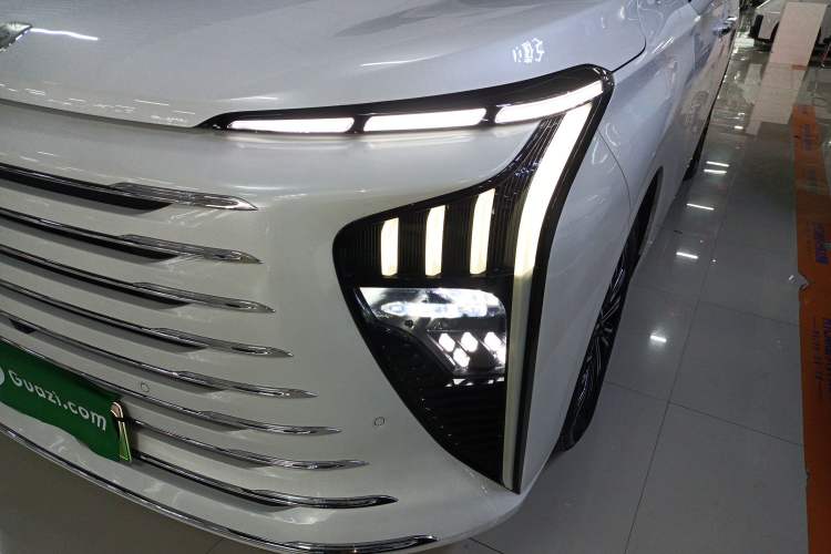 Used FORTHING Xinghai V9 2024 1.5TD 200km Qingyunti Series Premium Version Left Front Headlight