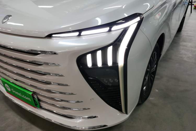 Used FORTHING Xinghai V9 2024 1.5TD 200km Qingyunti Series Premium Version Left Front Headlight