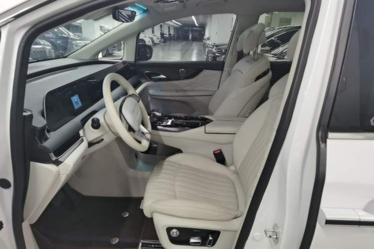 Used FORTHING Xinghai V9 2024 1.5TD 200km Qingyunti Series Premium Version Left Front Seat