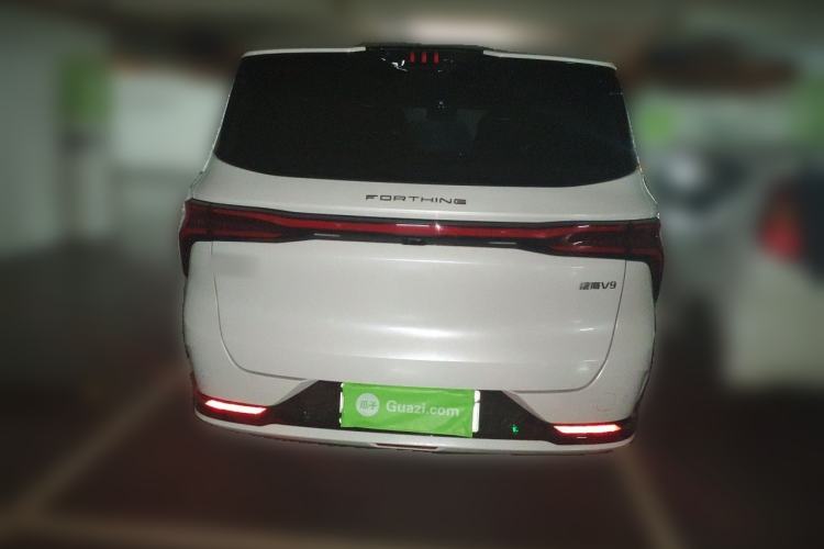 Used FORTHING Xinghai V9 2024 1.5TD 200km Chinese Knot Series Premium Edition Rear