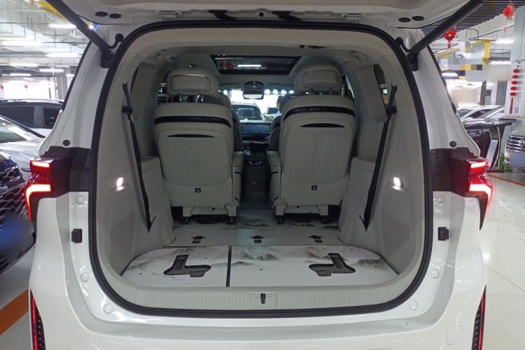Used FORTHING Xinghai V9 2024 1.5TD 200km Qingyunti Series Premium Version Trunk