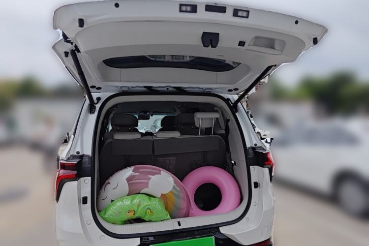 Used FORTHING Xinghai V9 2024 1.5TD 200km Chinese Knot Series Luxury Version Trunk