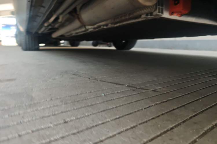 Used FORTHING Xinghai V9 2025 Model, 1.5TD 200km Qingyunti Series, Zunyue Edition Chassis Rear Left