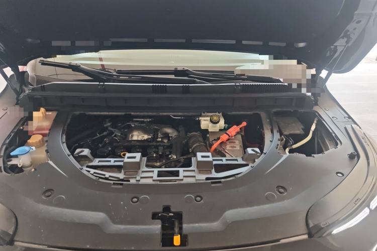 Used FORTHING Xinghai V9 2025 Model, 1.5TD 200km Qingyunti Series, Zunyue Edition Engine Bay