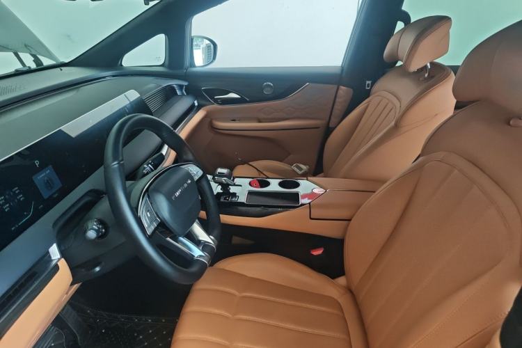 Used FORTHING Xinghai V9 2025 Model, 1.5TD 200km Qingyunti Series, Zunyue Edition Left Front Seat