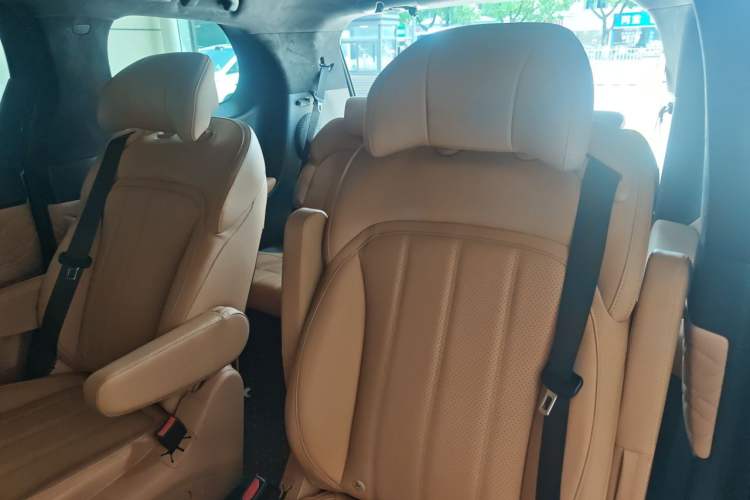 Used FORTHING Xinghai V9 2025 Model, 1.5TD 200km Qingyunti Series, Zunyue Edition Left Rear Seat