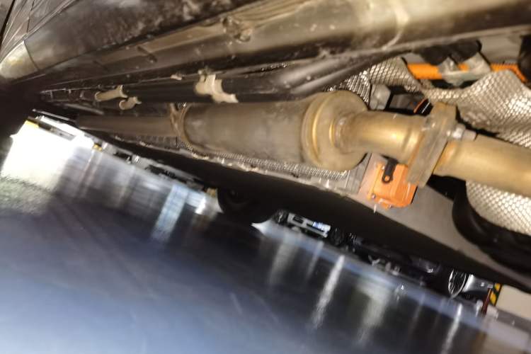 Used FORTHING Xinghai V9  Chassis Rear Left