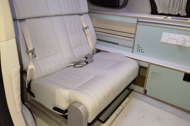 Used FORTHING Xinghai V9  Left Rear Seat