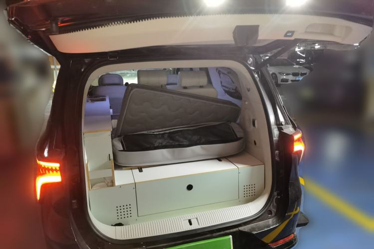 Used FORTHING Xinghai V9  Trunk