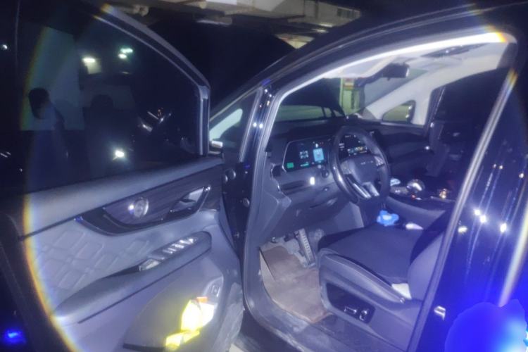Used FORTHING Xinghai V9 2026 Model, More Enjoyment Series, 200km Luxury Edition Driver Seat
