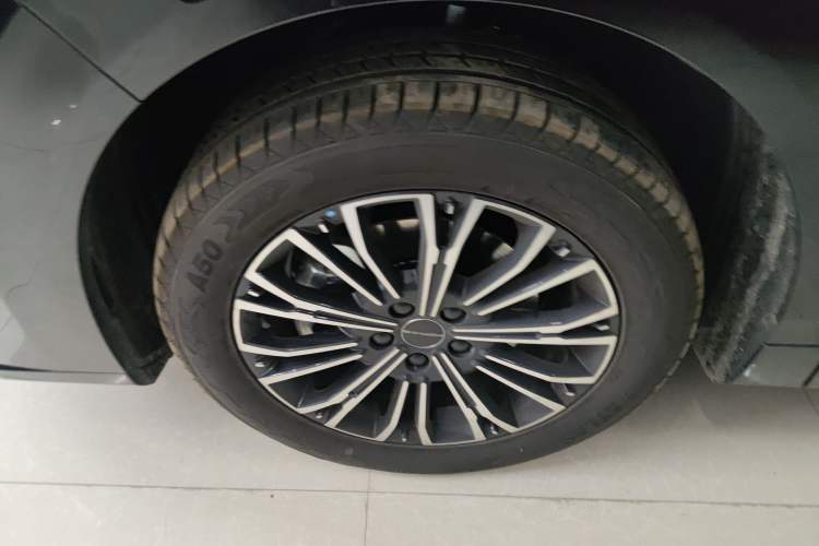 Used FORTHING Xinghai V9 2026 Model, More Enjoyment Series, 200km Luxury Edition Exterior 7
