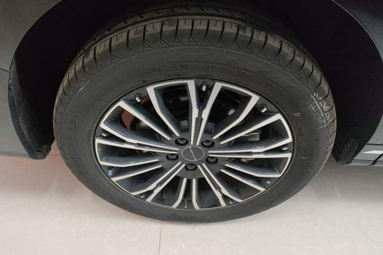 Used FORTHING Xinghai V9 2026 Model, More Enjoyment Series, 200km Luxury Edition Exterior 8