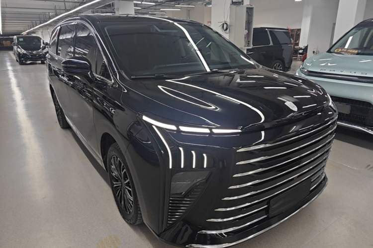 Used FORTHING Xinghai V9 2026 Model, More Enjoyment Series, 200km Comfort Edition Front Right 45 Deg