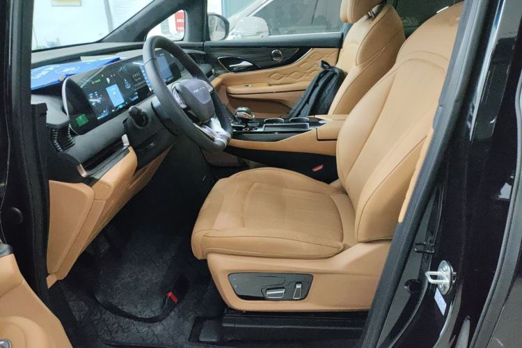 Used FORTHING Xinghai V9 2026 Model, More Enjoyment Series, 200km Luxury Edition Left Front Seat