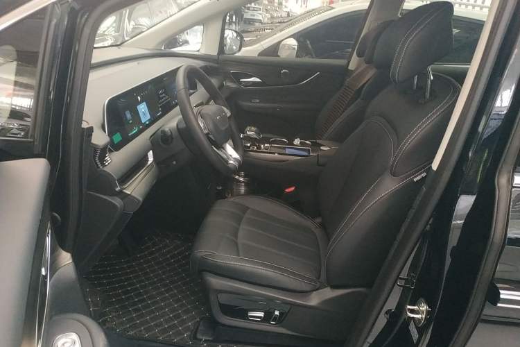 Used FORTHING Xinghai V9 2026 Model, More Enjoyment Series, 200km Comfort Edition Left Front Seat