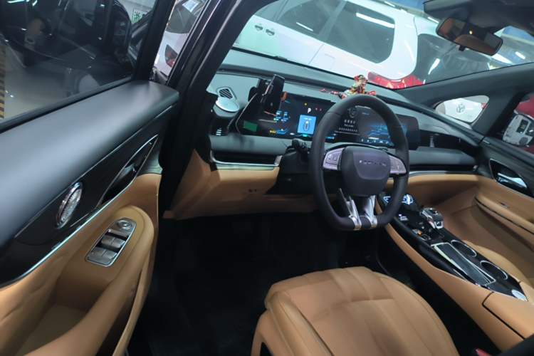 Used FORTHING Xinghai V9 2026 Model, More Enjoyment Series, 200km Comfort Edition Driver Seat