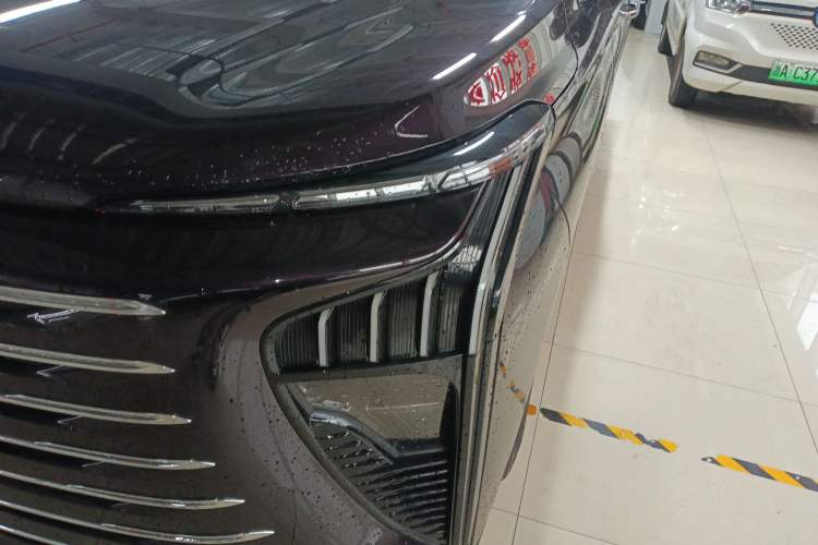 Used FORTHING Xinghai V9 2026 Model, More Enjoyment Series, 200km Comfort Edition Left Front Headlight