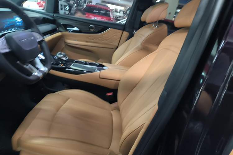 Used FORTHING Xinghai V9 2026 Model, More Enjoyment Series, 200km Comfort Edition Left Front Seat