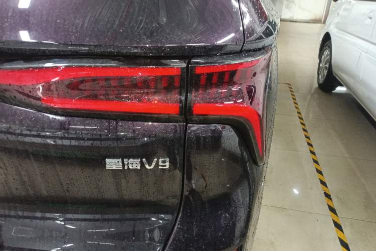 Used FORTHING Xinghai V9 2026 Model, More Enjoyment Series, 200km Comfort Edition Right Rear Taillight
