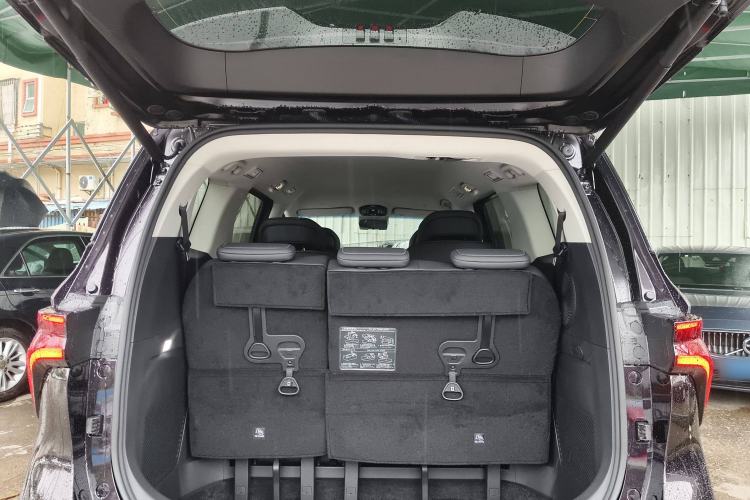 Used FORTHING Xinghai V9 2026 Model, More Enjoyment Series, 200km Luxury Edition Trunk