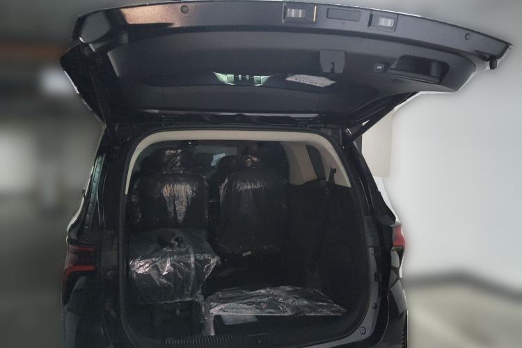 Used FORTHING Xinghai V9 2026 Model, More Enjoyment Series, 200km Comfort Edition Trunk
