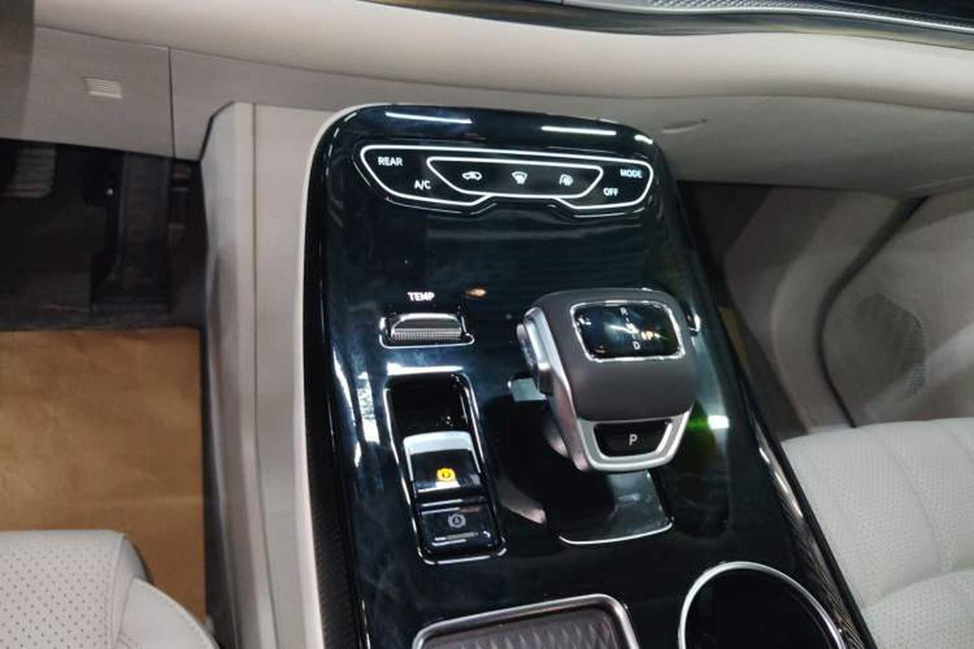 Used FORTHING Xinghai V9 2026 Model, More Enjoyment Series, 200km Comfort Edition Gear Lever