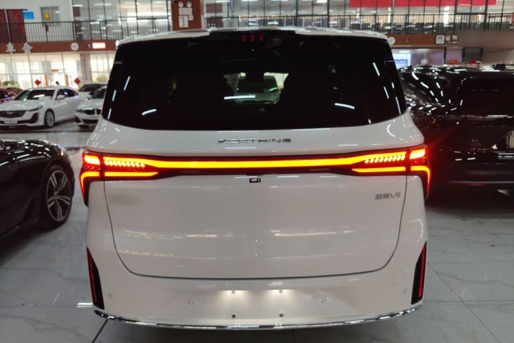 Used FORTHING Xinghai V9 2026 Model, More Enjoyment Series, 200km Comfort Edition Rear