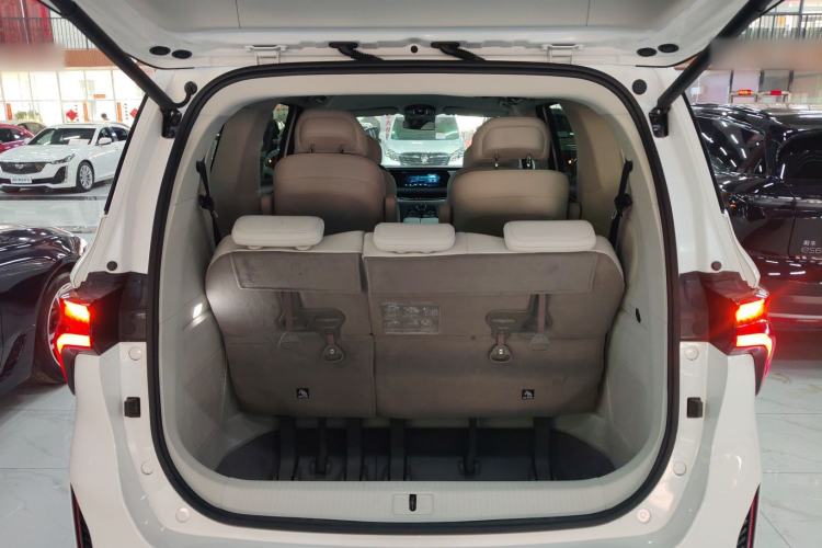 Used FORTHING Xinghai V9 2026 Model, More Enjoyment Series, 200km Comfort Edition Trunk