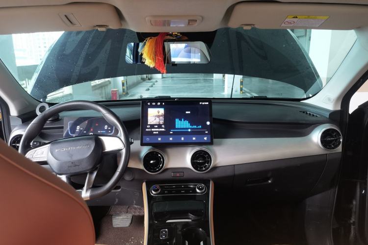 Used FORTHING Xinghai X5 2025 Model, 530 Executive Edition Center Console