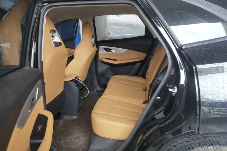 Used FORTHING Xinghai X5 2025 Model, 530 Executive Edition Left Rear Seat