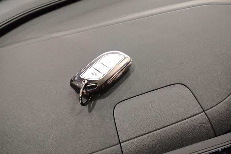 Used FORTHING Xinghai X5 2025 Model, 530 Executive Edition Interior 1