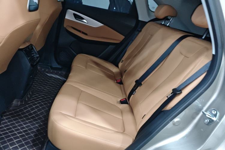 Used FORTHING Xinghai X5 2025 Model, 530 Executive Edition Interior 4