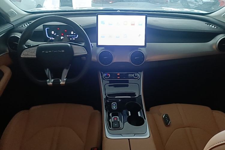 Used FORTHING Xinghai X5 2025 Model, 530 Executive Edition Center Console