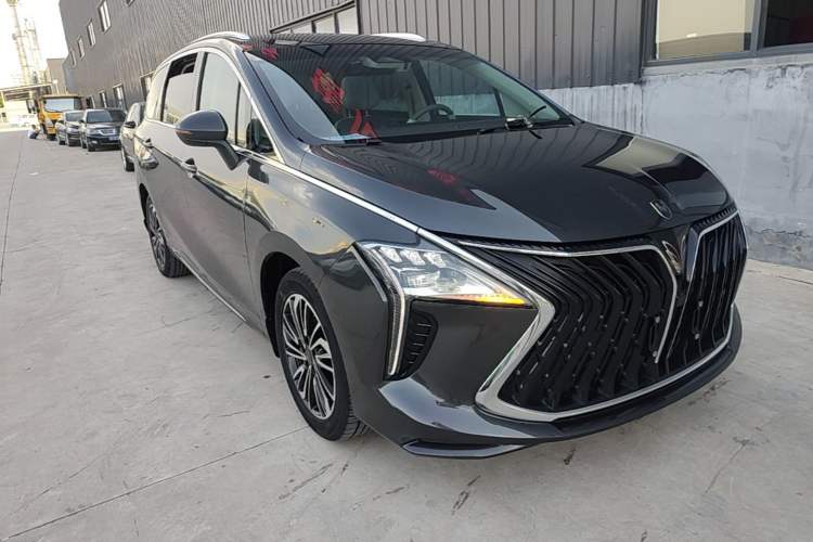 Used FORTHING Yacht 2022 1.5T DCT Chasing Wind Edition Front Right 45 Deg