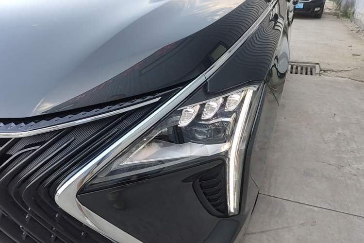 Used FORTHING Yacht 2022 1.5T DCT Chasing Wind Edition Left Front Headlight