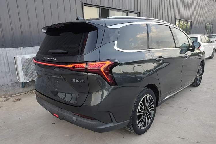 Used FORTHING Yacht 2022 1.5T DCT Chasing Wind Edition Rear Right 45 Deg