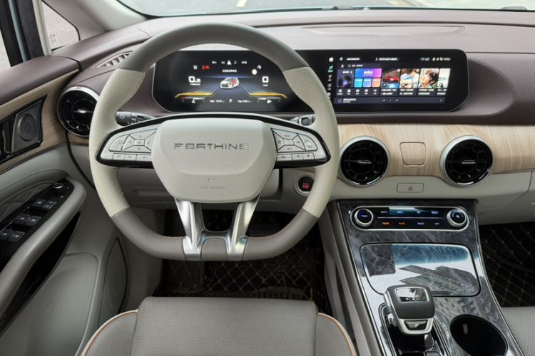 Used FORTHING Yacht 2022 1.5T DCT Chasing-the-Waves Edition Audio And AC Panel