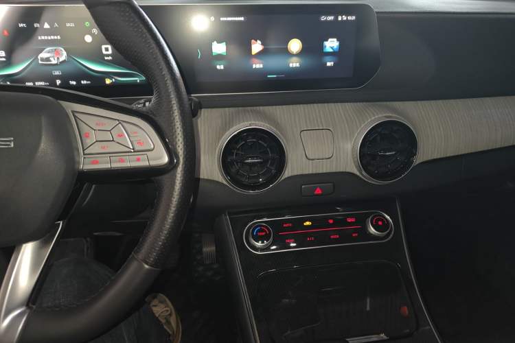 Used FORTHING Yacht 2022 1.5T DCT Chasing-the-Waves Edition Audio And AC Panel