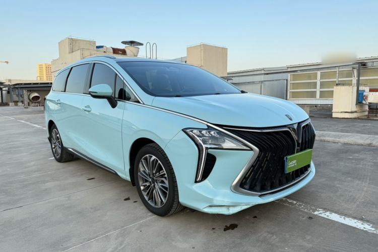 Used FORTHING Yacht 2022 1.5T DCT Chasing Wind Edition Exterior 4