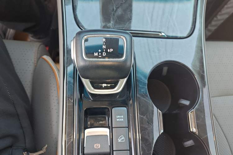 Used FORTHING Yacht 2022 1.5T DCT Chasing-the-Waves Edition Gear Lever