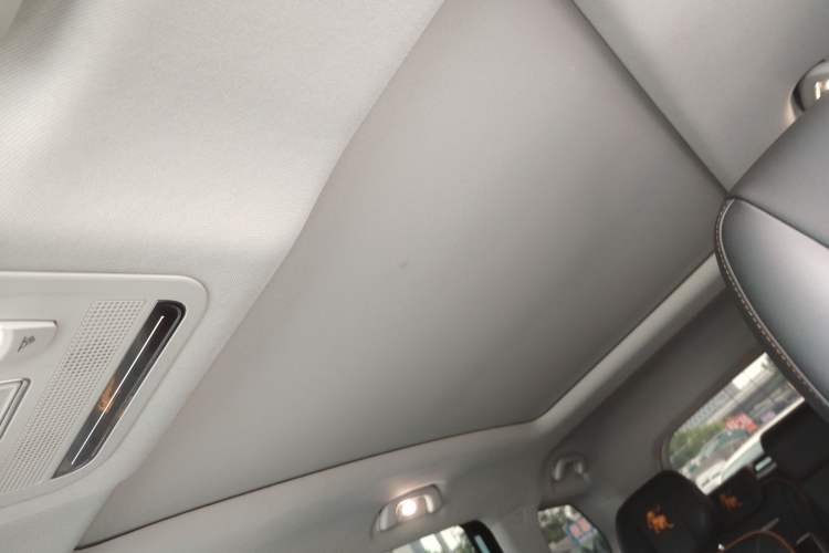 Used FORTHING Yacht 2022 1.5T DCT Chasing-the-Waves Edition Headliner