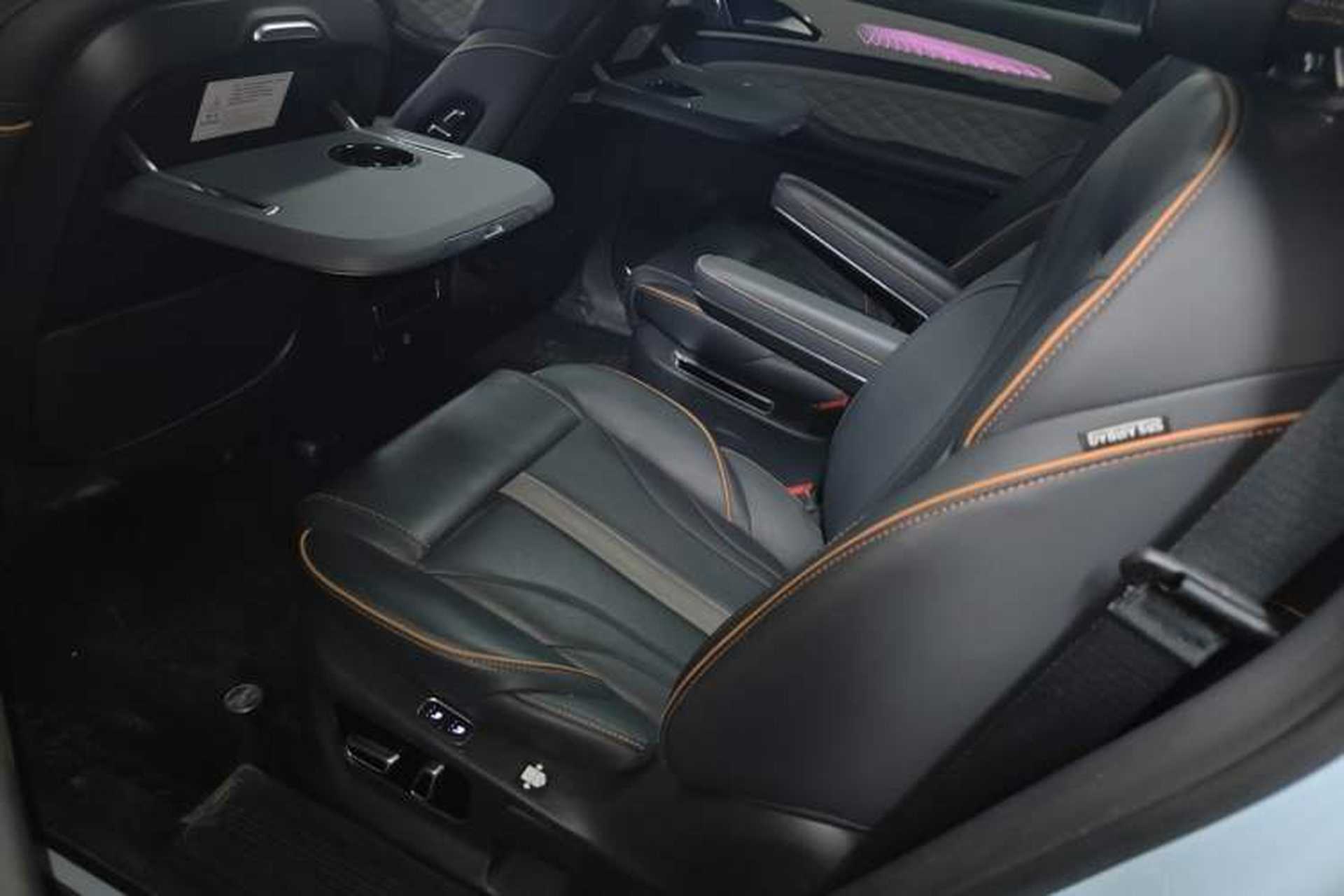 Used FORTHING Yacht 2022 1.5T DCT Chasing-the-Waves Edition Interior 1