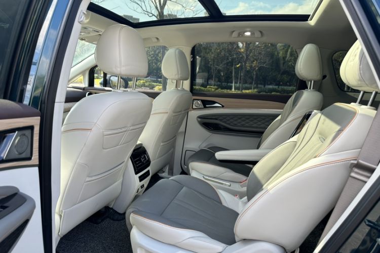 Used FORTHING Yacht 2022 1.5T DCT Yangfan Edition Interior 2