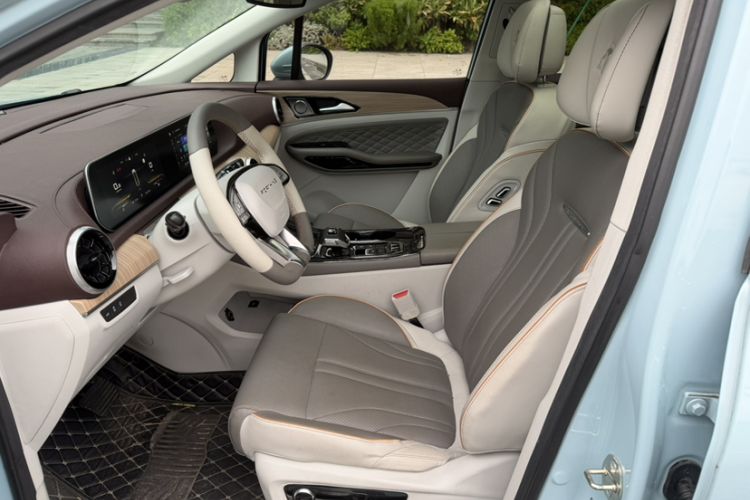 Used FORTHING Yacht 2022 1.5T DCT Chasing-the-Waves Edition Left Front Seat