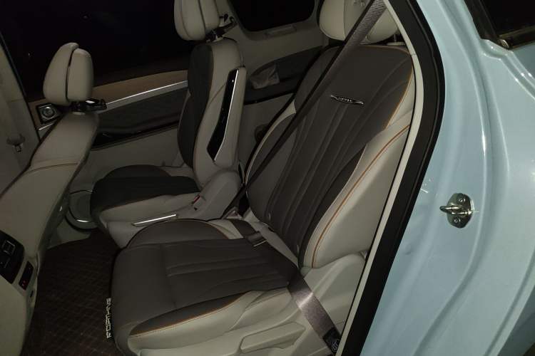 Used FORTHING Yacht 2022 1.5T DCT Chasing Wind Edition Left Rear Seat