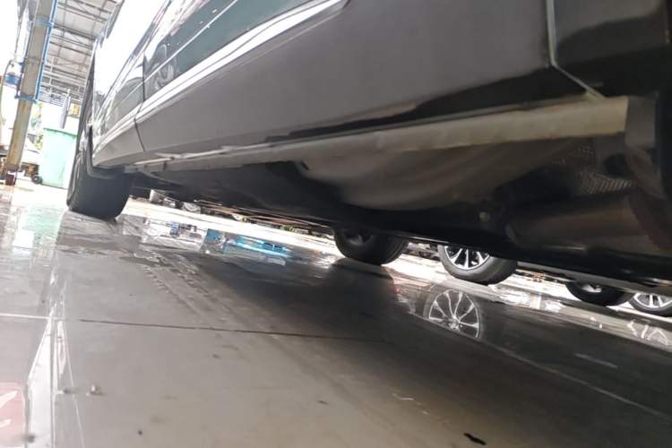 Used FORTHING Yacht 2022 1.5T DCT Chasing-the-Waves Edition Left Side Sill