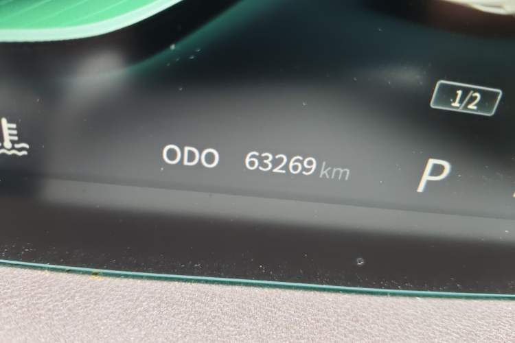 Used FORTHING Yacht 2022 1.5T DCT Chasing-the-Waves Edition Odometer Close Up