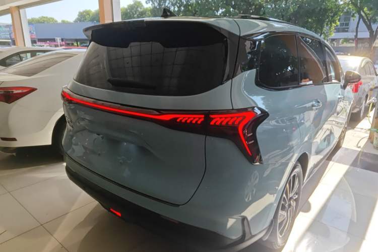 Used FORTHING Yacht 2022 1.5T DCT Chasing-the-Waves Edition Rear Right 45 Deg