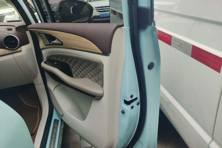 Used FORTHING Yacht 2022 1.5T DCT Chasing-the-Waves Edition Right Front Door Interior