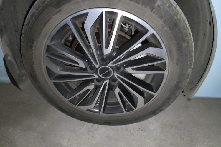 Used FORTHING Yacht 2022 1.5T DCT Chasing Wind Edition Right Front Wheel Hub